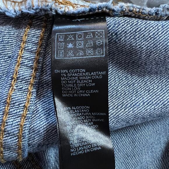 Forever 21 Mid Rise Distressed Cropped Straight Leg Jeans Size 16 Cuffed Hem - Picture 7 of 10